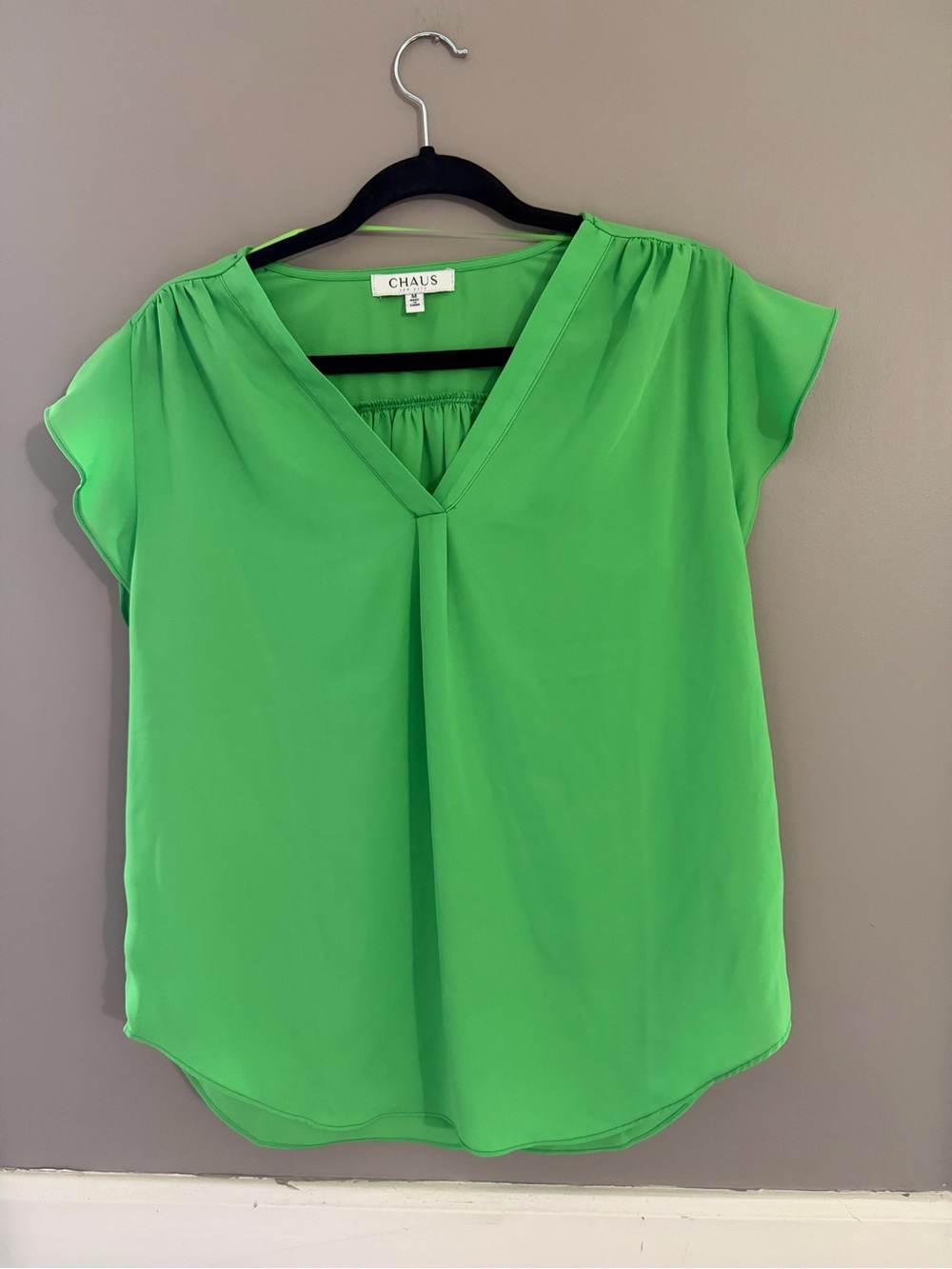 NWTChaus Women's V-Neck Flutter Sleeve Blouse in Green
